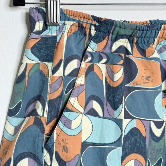 NWT Patagonia Womens Baggies Shorts 5” Inseam Swallowtail Geo Still Blue Small. - Picture 7 of 9